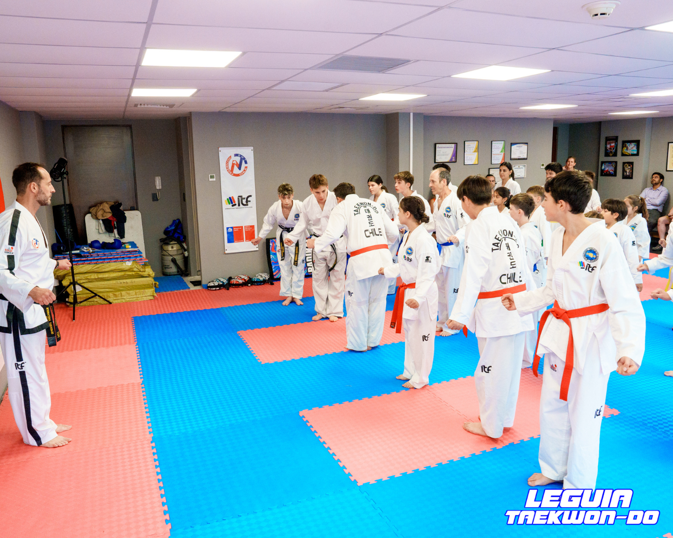 CLASE PRIVADA PARA HASTA 8 PERSONAS